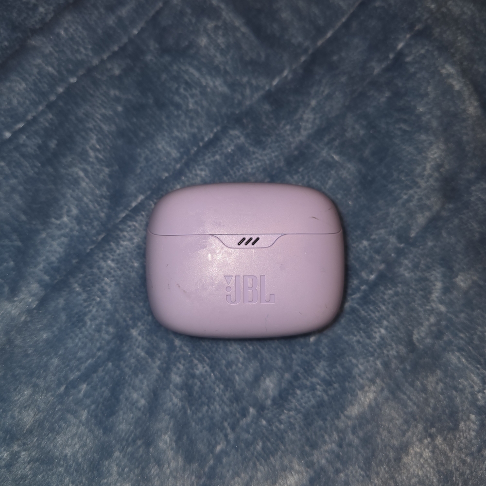 JBL Purple Wireless Earbuds Case